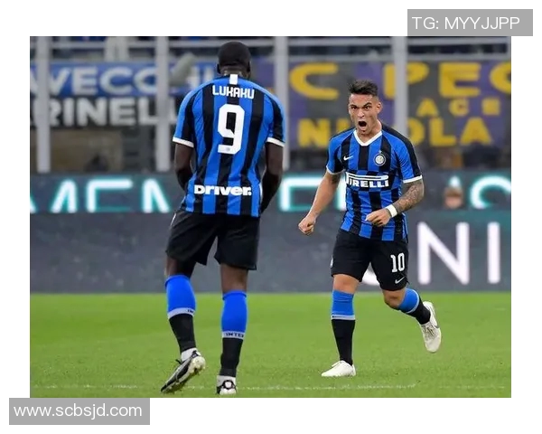 战术革新！新教练如何激活足球转会？